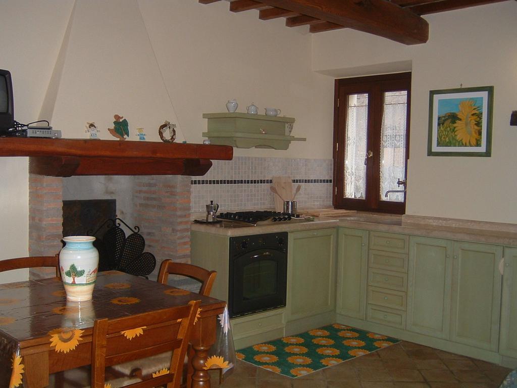 Red House - Green House - Blue House Civitella dʼAgliano Kamer foto